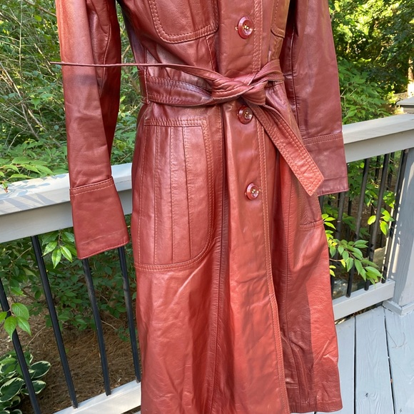 Vintage 70s Leather Tailored Belted Trenchcoat - Picture 5 of 16